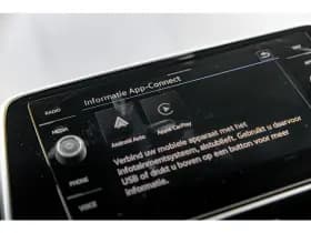 Volkswagen T-Roc thumbnail 23