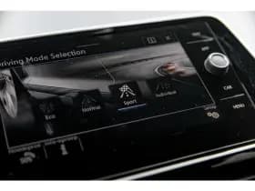 Volkswagen T-Roc thumbnail 24