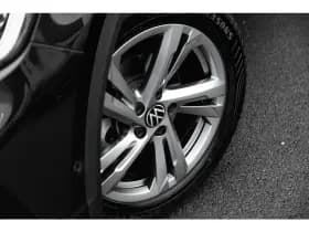 Volkswagen T-Roc thumbnail 6