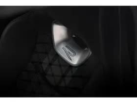 Volkswagen Passat thumbnail 14