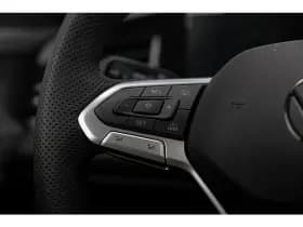 Volkswagen Passat thumbnail 16