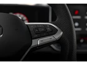 Volkswagen Passat thumbnail 17