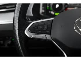 Volkswagen Passat thumbnail 15
