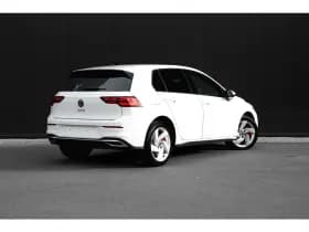 Volkswagen Golf thumbnail 2