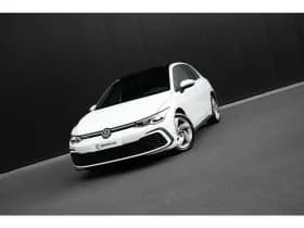 Volkswagen Golf thumbnail 4