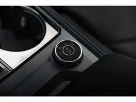 Volkswagen Touareg thumbnail 25
