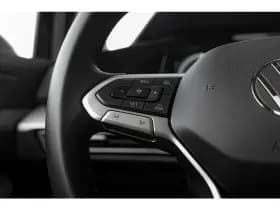 Volkswagen Golf thumbnail 14
