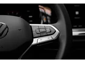 Volkswagen Golf thumbnail 11