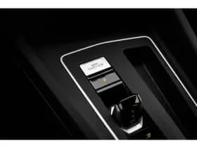 Volkswagen Golf thumbnail 21