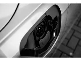 Volkswagen Golf thumbnail 22