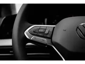 Volkswagen Golf thumbnail 10