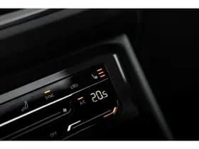 Volkswagen Tiguan thumbnail 22