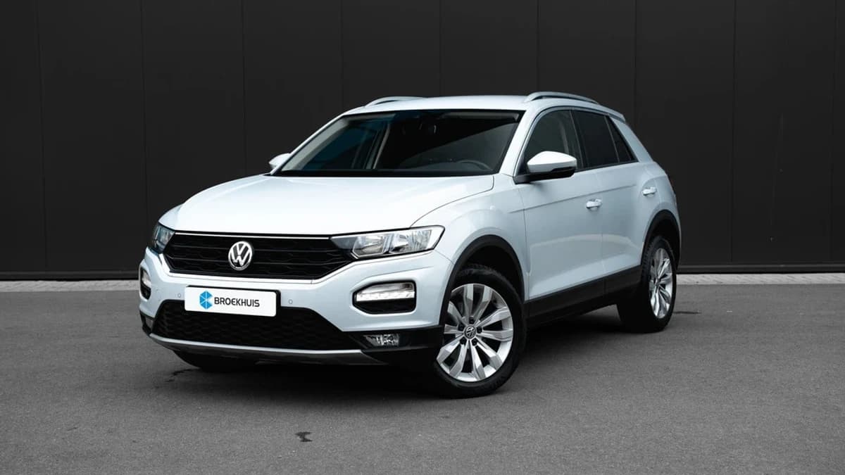 Volkswagen T-Roc — foto 1