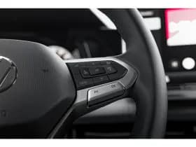 Volkswagen Golf thumbnail 17
