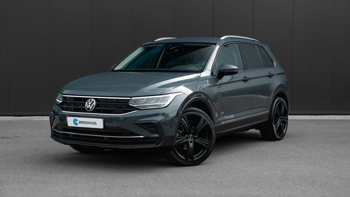 Volkswagen Tiguan — foto 1