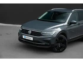 Volkswagen Tiguan thumbnail 4