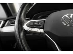 Volkswagen Passat thumbnail 17