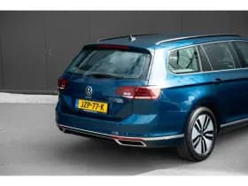 Volkswagen Passat thumbnail 9