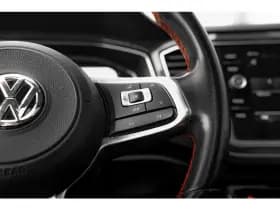 Volkswagen T-Roc thumbnail 16