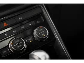 Volkswagen T-Roc thumbnail 19