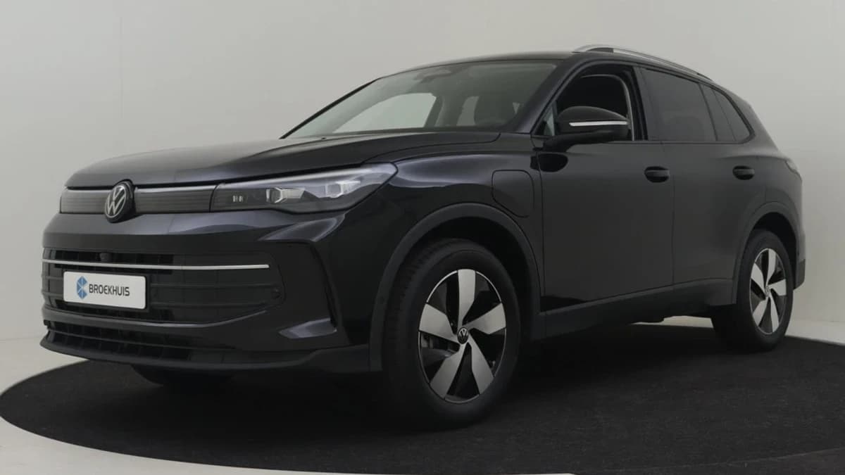 Volkswagen Tiguan — foto 1