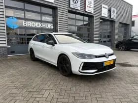 Volkswagen Passat thumbnail 2