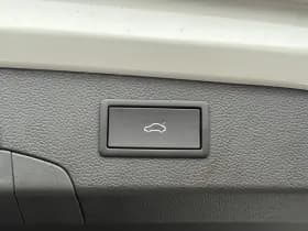 Volkswagen Passat thumbnail 30