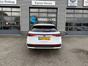 Volkswagen Passat thumbnail 4