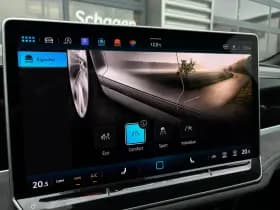 Volkswagen Passat thumbnail 31