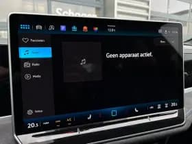 Volkswagen Passat thumbnail 37