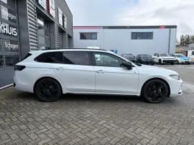 Volkswagen Passat thumbnail 9