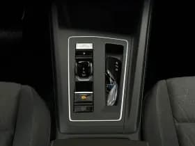 Volkswagen Golf thumbnail 15