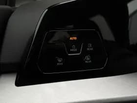 Volkswagen Golf thumbnail 22