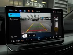 Volkswagen Golf thumbnail 33