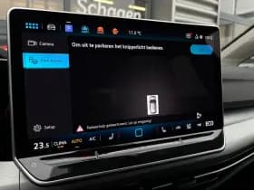 Volkswagen Golf thumbnail 34