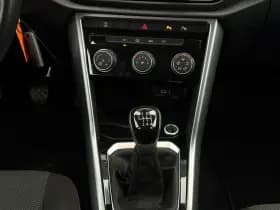 Volkswagen T-Roc thumbnail 20