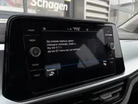 Volkswagen T-Roc thumbnail 22