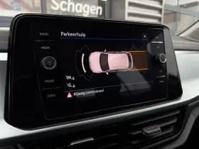 Volkswagen T-Roc thumbnail 23
