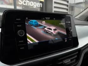Volkswagen T-Roc thumbnail 24