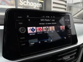 Volkswagen T-Roc thumbnail 26