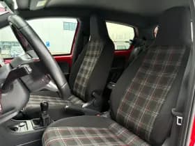 Volkswagen Up! thumbnail 16