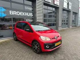 Volkswagen Up! thumbnail 4