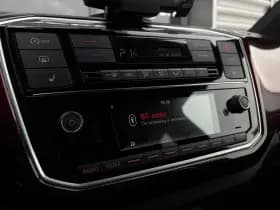 Volkswagen Up! thumbnail 33