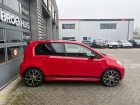 Volkswagen Up! thumbnail 5