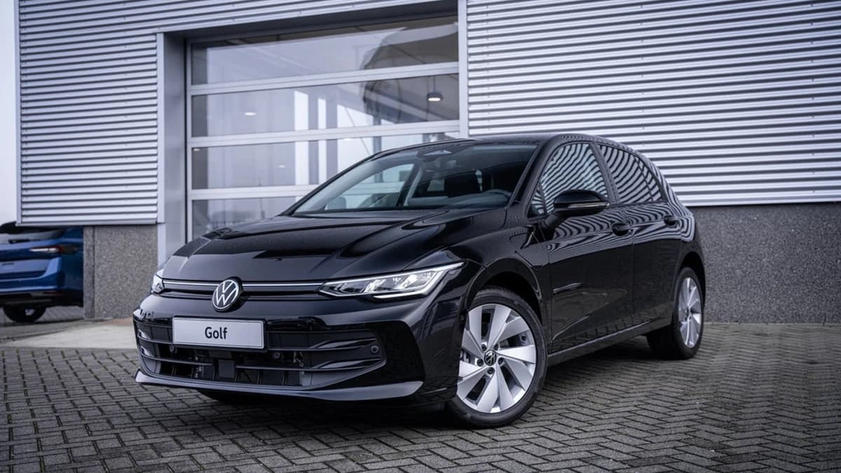Volkswagen Golf — foto 1