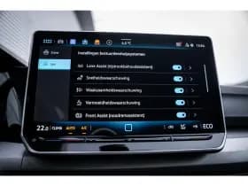 Volkswagen Golf thumbnail 26