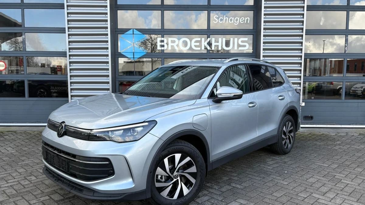 Volkswagen Tiguan — foto 1