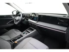 Volkswagen Tiguan thumbnail 11