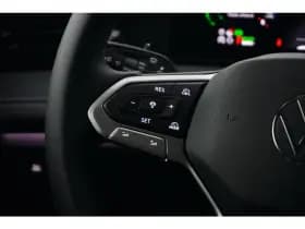 Volkswagen Tiguan thumbnail 15
