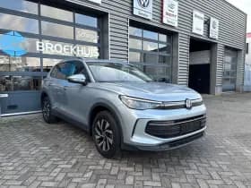 Volkswagen Tiguan thumbnail 4